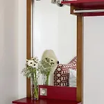 Hotel Dalila- Orso Paris