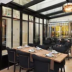 Hotel Dalila- Orso Paris