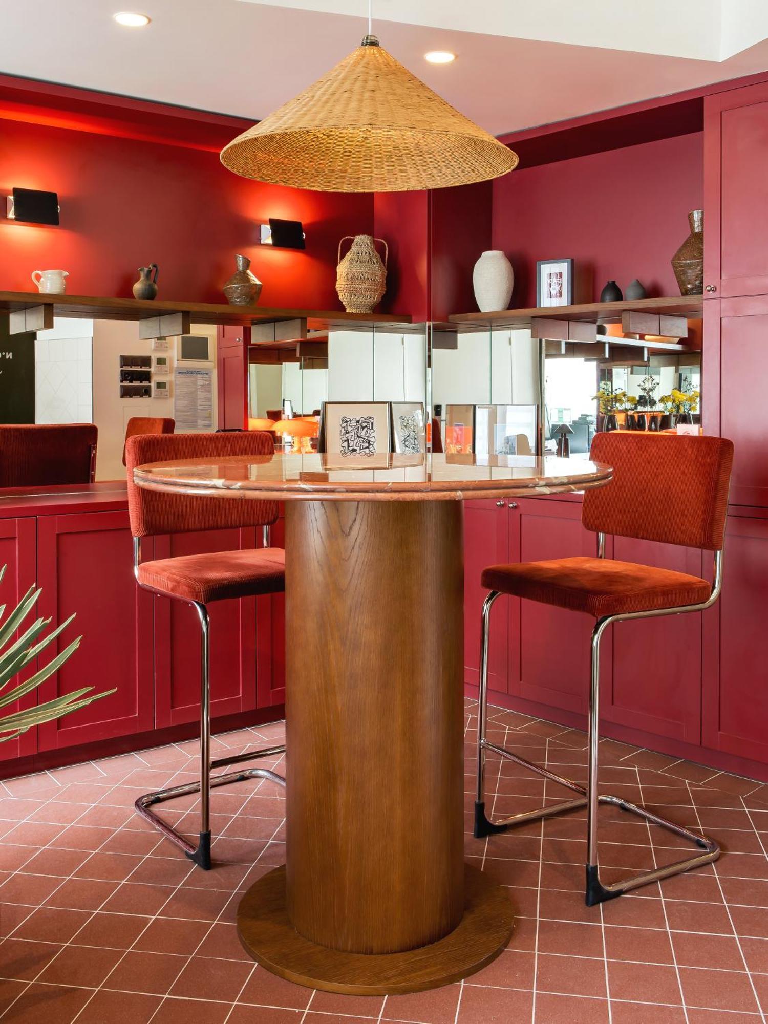 Dalila- Orso Hotel Parigi